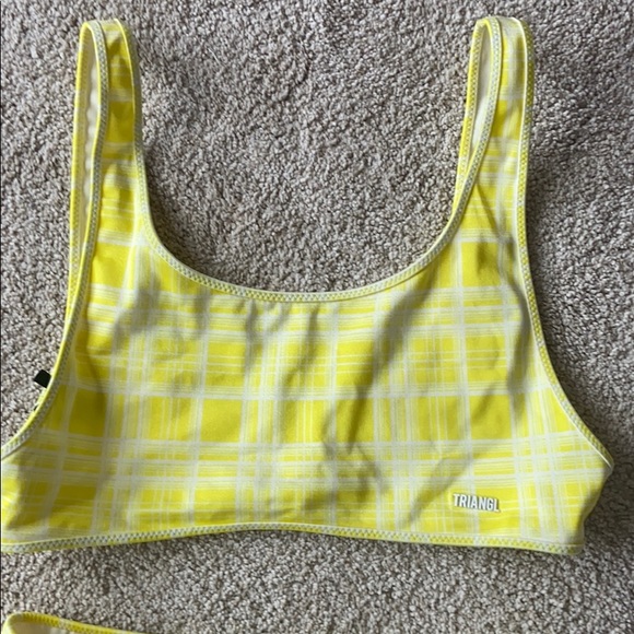 triangl bathing suit!! - Picture 2 of 5